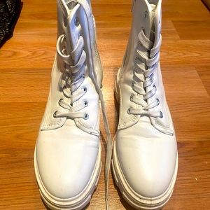 Combat platform boots